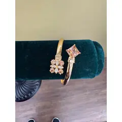 BANGLE SINGLE