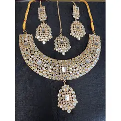 DESI KUNDAN JEWLERY