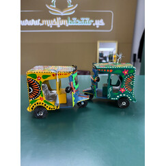PAKISTANI TRUCK ART DECORATIVE RICKSHAW