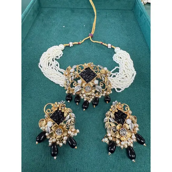 PAKISTANI CHOKER SET