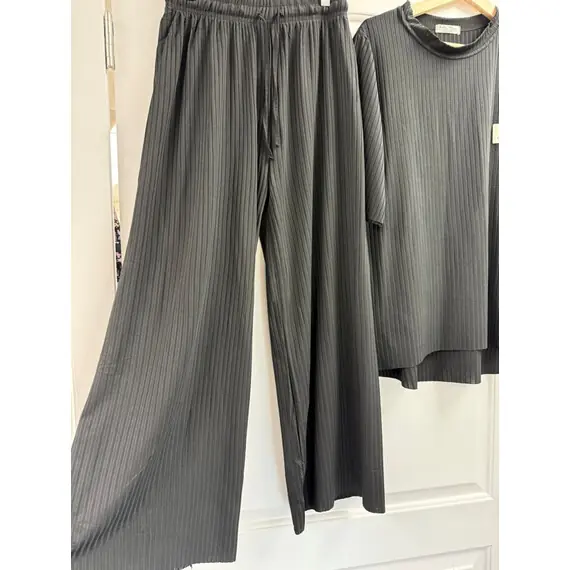 MODEST CO-ORD ONE SIZE