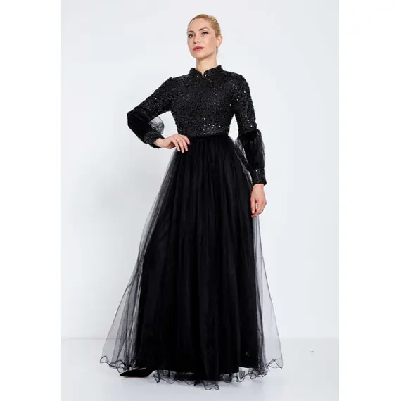 MODEST LONG SLEEVE MAXI GOWN