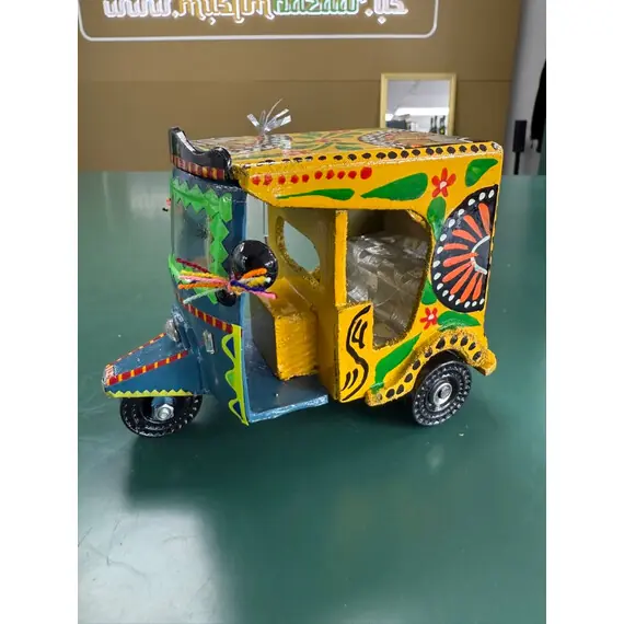 PAKISTANI TRUCK ART DECORATIVE RICKSHAW