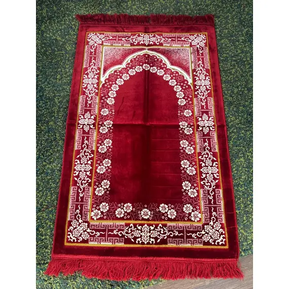 PLUS PRAYER RUG